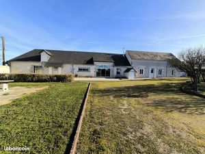 Propriété 6 pièces 238 m²