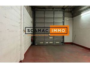 Local d'activité 702 m²
