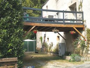 Vent maison ancienne 5 pièces 113 m2 + hangar + terrain constructible + dépendances surfac