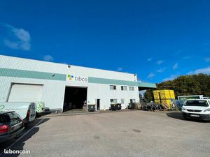 Local d'activité 642 m²