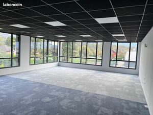 Bureaux 94 m² Montmélian
