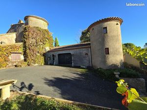 Château 4 pièces 98 m²