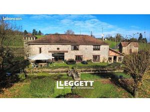 Maison 6 pièces 347 m²