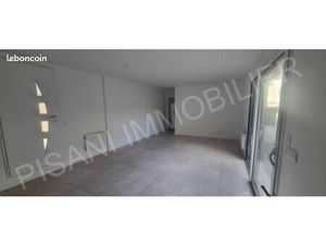 Immeuble 83 m² LES LOGES