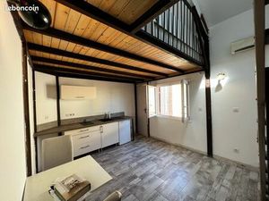 T2 Toulon est   haut de villa