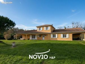 Maison 1 pièce 217 m²