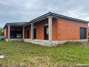 Maison contemporaine à terminer