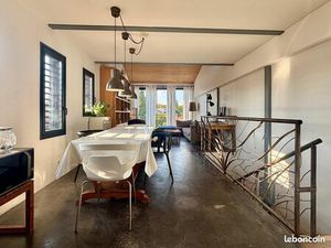 Vente – Montpellier – Beaux-Arts - Maison de ville cinq pièces avec patio  terrasse et sol
