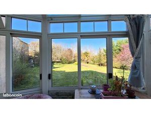 Maison 4 chambres  2 salles de bain  1 véranda  jardin sans vis-à-vis