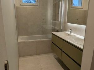 T5 101 m2 pierre benite