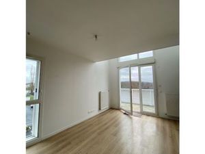 Duplex 3P lumineux avec balcon et parking