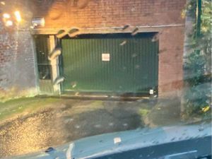 Place de parking sécurisée sous-sol