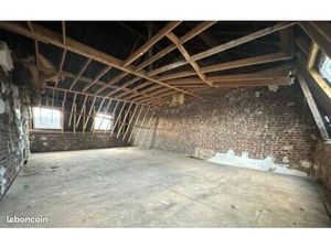 Maison à rénover entierments 240m2 + jardin