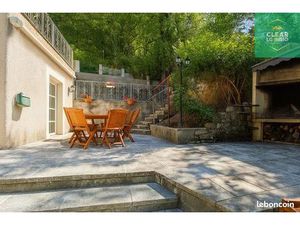 Propriété 6 pièces 170 m²