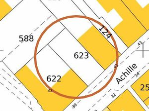 Terrain en centre ville  idéalement situé avec PC