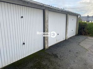 Parking/box 15 m² LORIENT