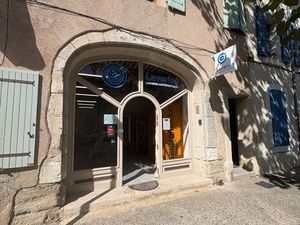 Local commercial 12 m² à louer – Carpentras – Journée / Semaine / Mois