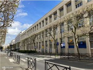 Entrepôt 890 m² COURBEVOIE