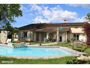 Maison a la campagne avec piscine a lavaur