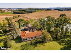 Ensemble de 2 maisons