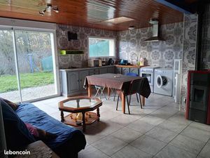 Loue 2 appartements Roquecourbe a la campagne