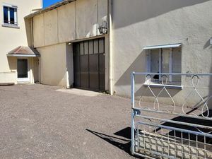 IDEAL IINVESTISSEUR ET/OU ARTISAN ENSEMBLE IMMOBILIER DE 300 m2 A 5 MINUTES ROANNE LE COTE