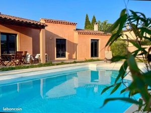 Maison avec piscine prestations haut de gamme