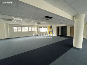 Bureaux 218 m²
