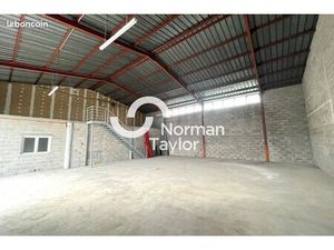 Local d'activité 187 m²