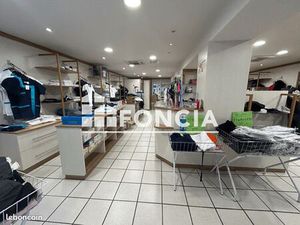 Local commercial 86 m²