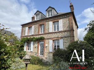 Maison 7 pièces 140 m²