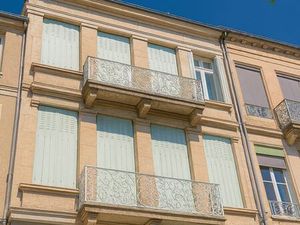 Immeuble de rapport (5 locataire plus banque)