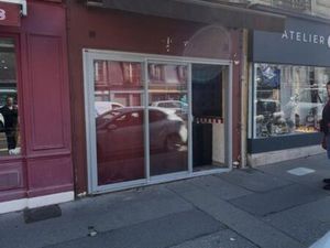 Cession de bail – emplacement n°1 – rue royale / quartier saint-louis – versailles