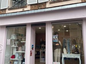 Local commercial – Idéal Déco / Bien-être / Cosmétiques / Bijoux / Artisanat