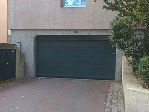 Particulier à particulier loue grand box individuel sécurisé rouen st-sever