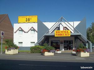 Murs commerciaux  hôtel de 609 m2 pour investisseur sur louvroil