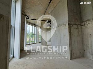 Boutique 119 m² IVRY SUR SEINE