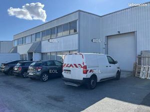 Local d'activité 280 m²