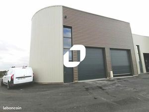 Local d'activité 236 m²