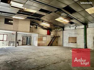 Local d'activité 335 m²