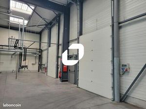 Local d'activité 554 m²