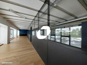 Bureaux 80 m²