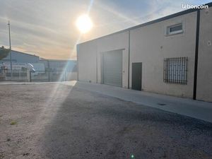 Local bureau et stockage