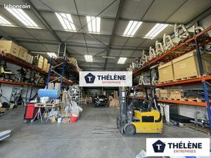 Local d'activité 400 m²