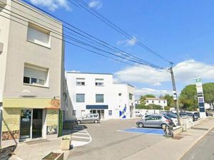 Local commercial 150 m²