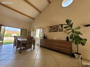 Maison 6 pièces 153 m2 près de la mer et Prefailles