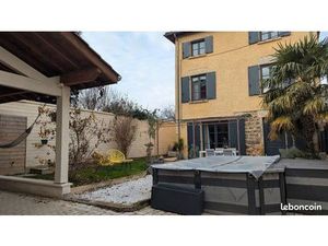 Maison  Bessenay 160m²