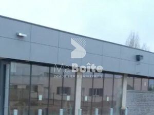 Atelier 900 m² MABLY