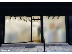 Location local commercial 78 m² à Orange