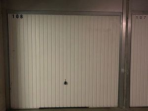 Box fermé de 13M2 Motorisé